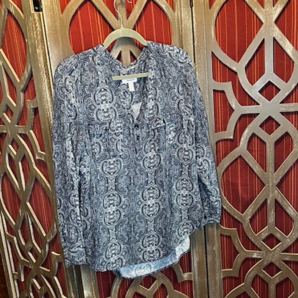 Navy Paisley 2 Button Long Sleeve Pullover Tunic Shirt